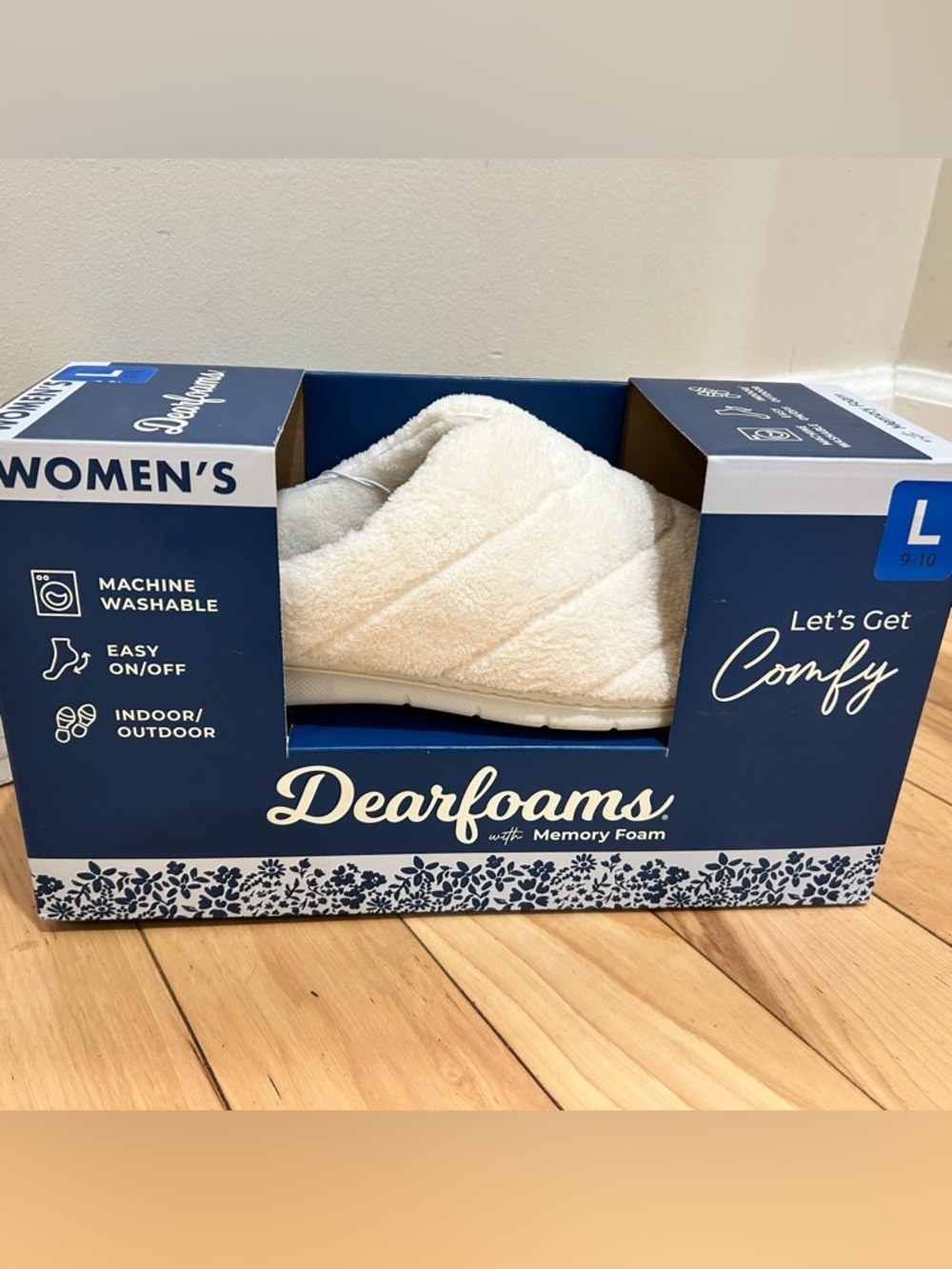 Brand New Dearfoams Memory Foam Muslin White Slippers - Women’s Size Large 9-10